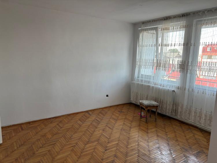 Garsonieră semidecomandată în Central