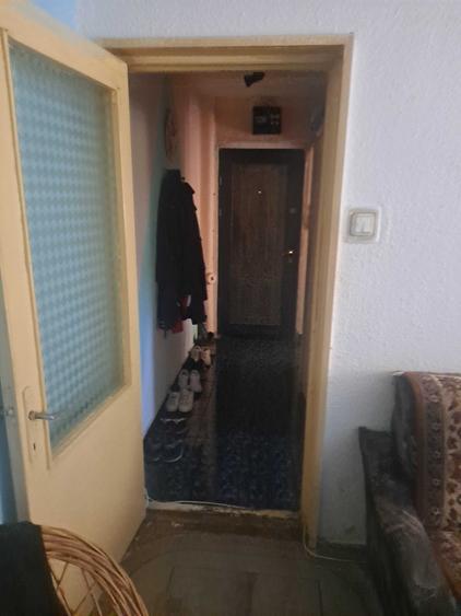 Apartament cu 3 camere decomandat în Exterior Vest