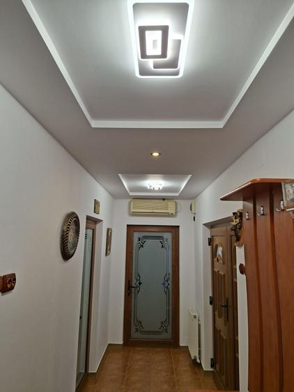 Casă cu 3 camere în Central