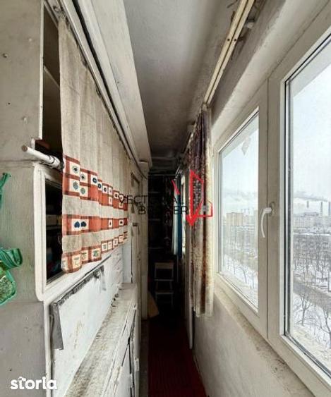 Apartament cu 2 camere semidecomandat în Dristor
