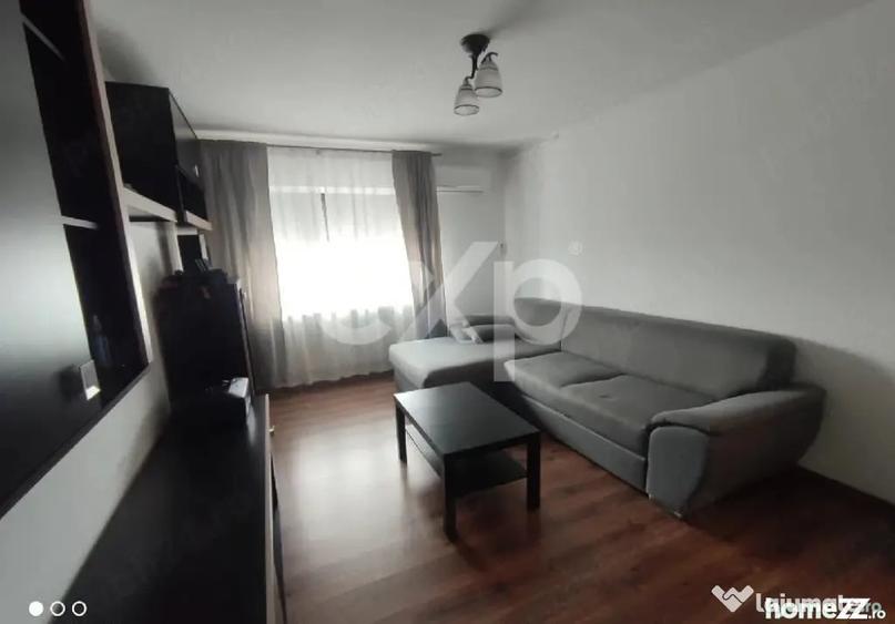 Apartament cu 3 camere decomandat în Găvana