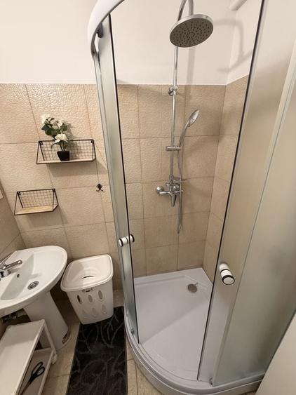 Proprietar- Inchiriez apartament cu 1 camera - 7