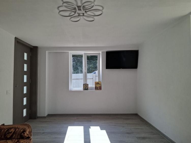 Casă cu 3 camere în Central