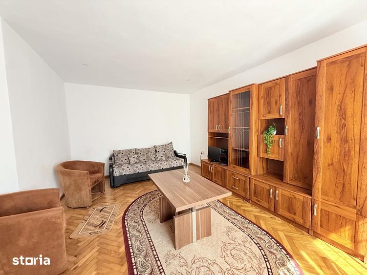 Casă cu 2 camere cu Teren 300 Mp în Central