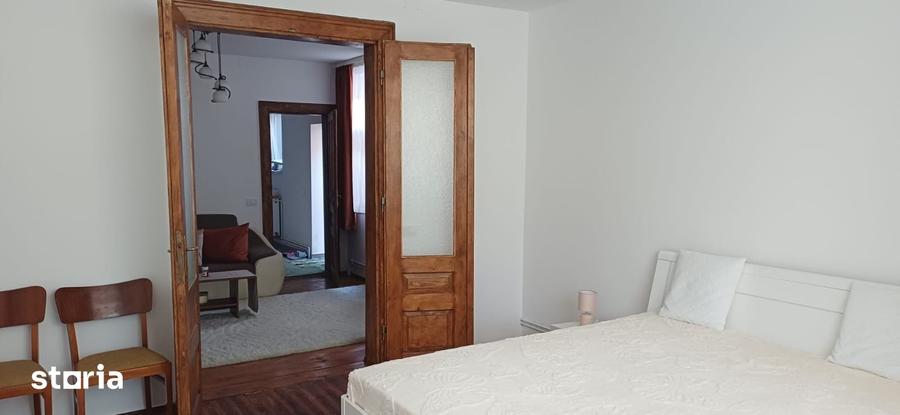 Apartament cu 2 camere în Tractorul