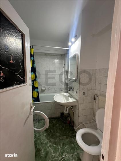Apartament cu 2 camere decomandat în Decebal — fotografia 3