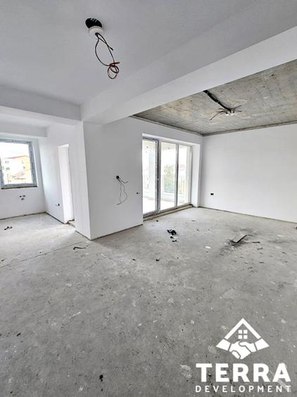 Apartament cu 3 camere decomandat în Dacia