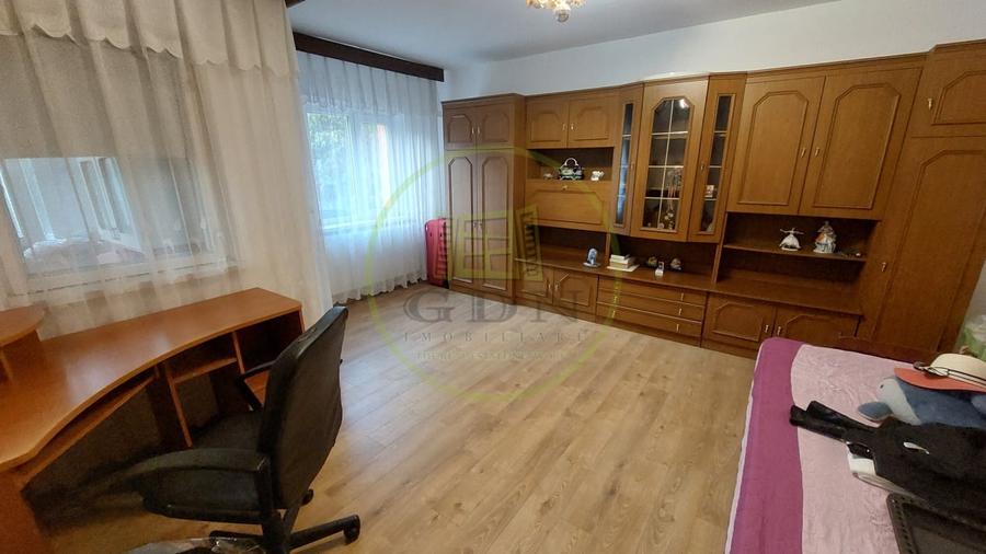 Apartament 2 camere decomandat, etajul 1, George Enescu, zona Liceul de Chimie - 1