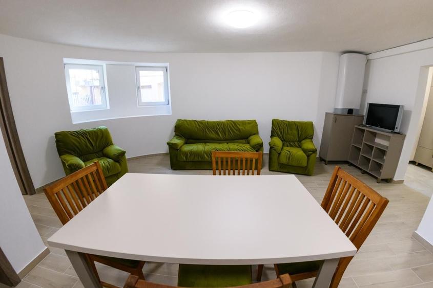 Apartament de închiriat – zona ultracentrală, Oradea - 4