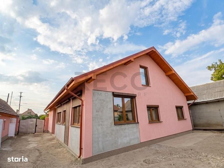 Casă cu 4 camere în Tărian
