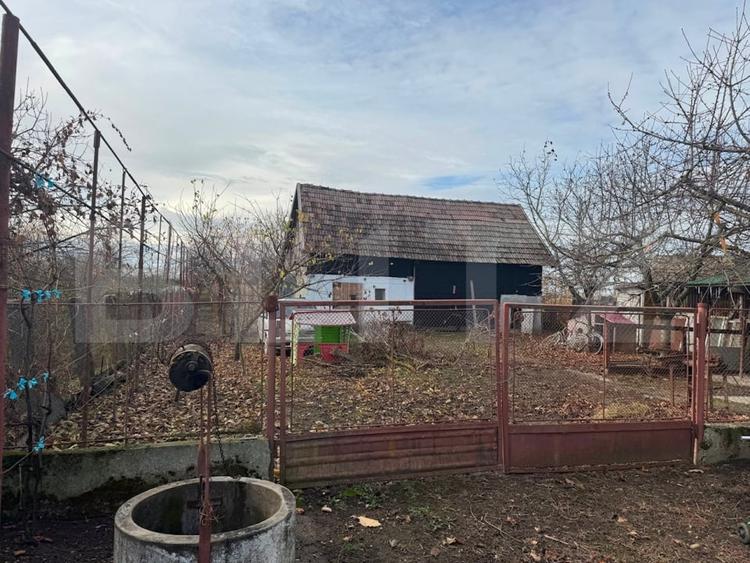 Casă individuală cu 3 camere cu Teren 4348 Mp în Craidorolț