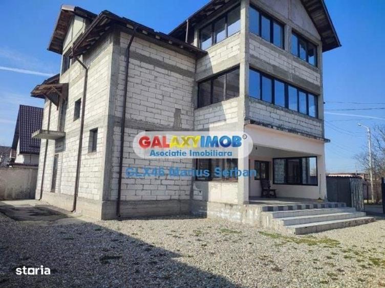 Casă cu Teren 561 Mp în Micro 12