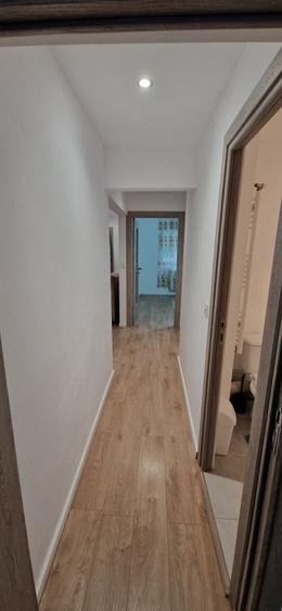 Apartament cu 2 camere decomandat în Nicolina