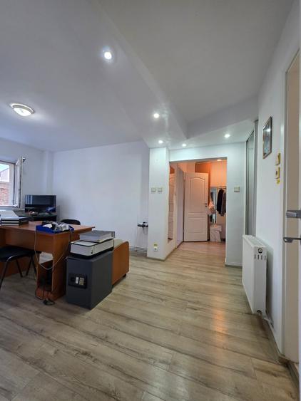 Apartament cu 2 camere semidecomandat în Turda