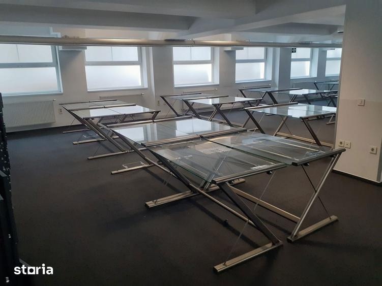 Spațiu comercial, de 3,000 mp, în Basarabia