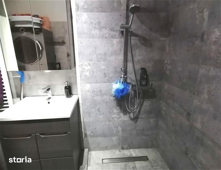 Casă cu 3 camere cu Canalizare în Dobroești