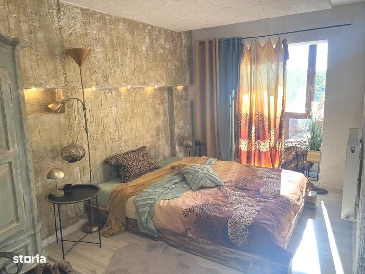 Apartament cu 4 camere decomandat, mobilat în Central