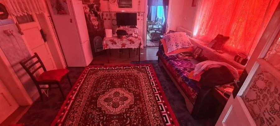 Casă cu 3 camere în Unirea