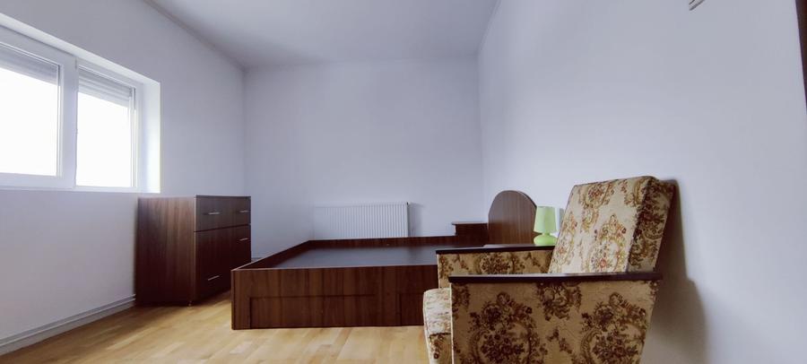 Apartament cu 5 camere decomandat, mobilat în Ghiroda
