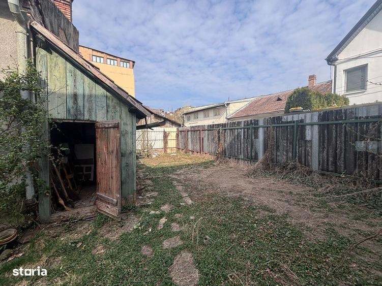 Casă cu 4 camere decomandat în Budai