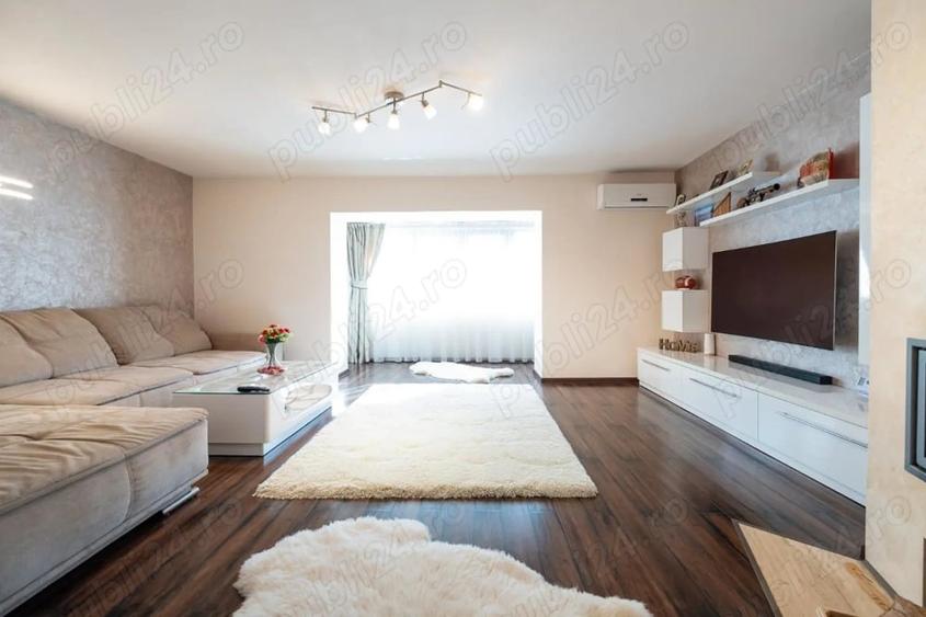 Apartament cu 6 camere decomandat în Bistrița Lac