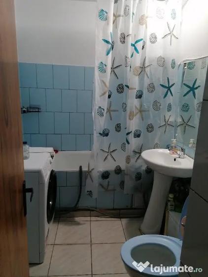 Apartament cu 2 camere decomandat în Aviației