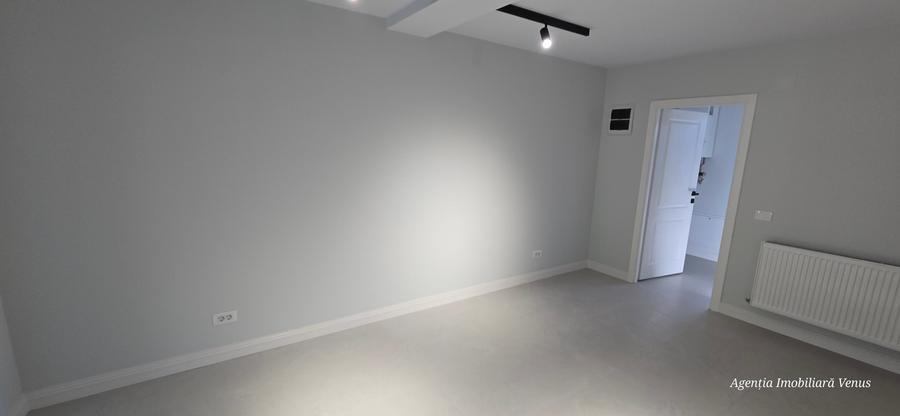 Spațiu comercial, de 70 mp, în Central