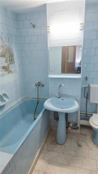 Apartament cu 4 camere decomandat în Ultracentral