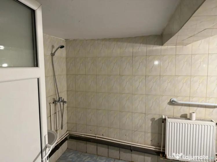 Casă cu 4 camere cu Teren 120 Mp în Brestei