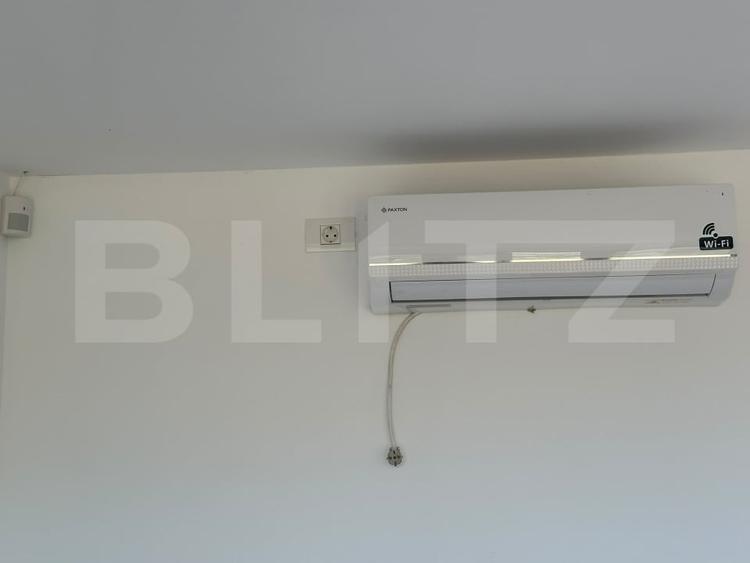Casă individuală cu 2 camere cu Teren 3000 Mp în Bârsău
