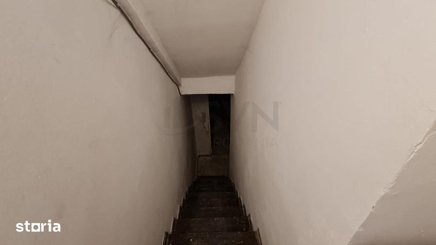 Casă cu 5 camere cu Teren 226 Mp în Victoriei