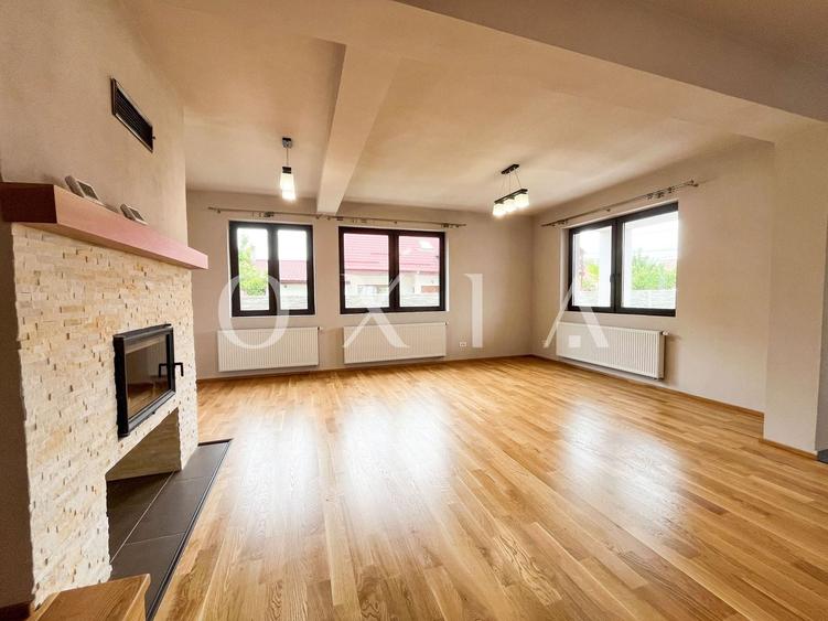 Duplex cu 4 camere cu Canalizare în Giroc
