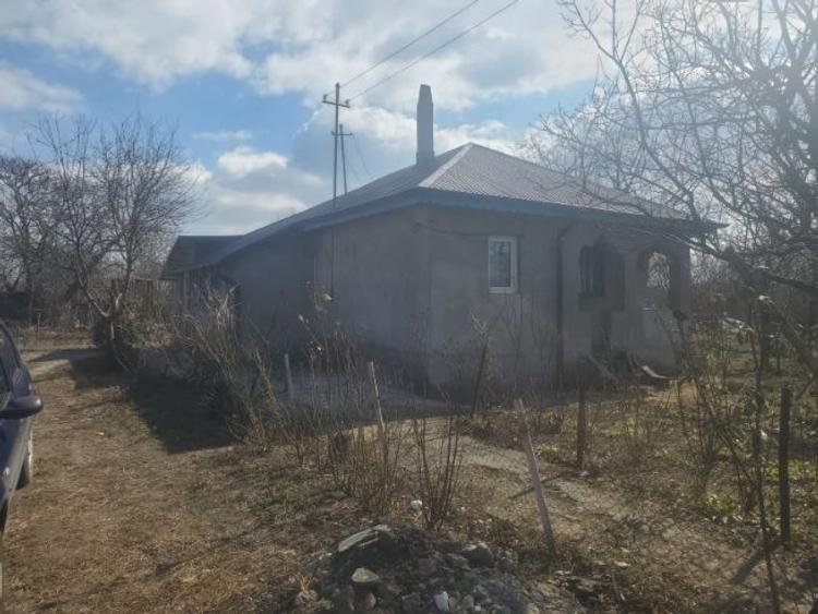 Casă individuală cu 5 camere cu Teren 1100 Mp în Colceag