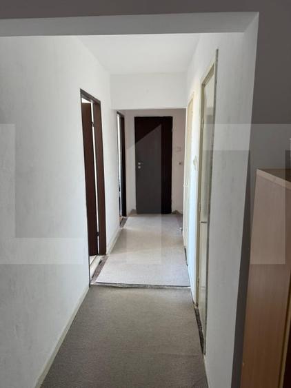 Apartament 3 camere decomandat, 65 mp, zonă centrală - 1