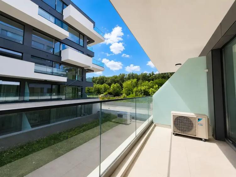 Apartament cu 2 camere decomandat în Băneasa — fotografia 1