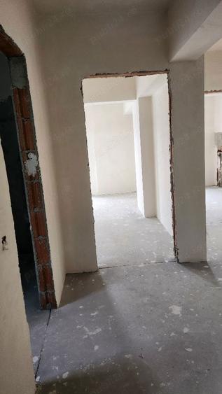 Apartament cu 2 camere decomandat în Obor