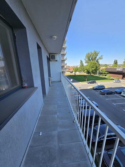 Apartament cu 2 camere decomandat în Exterior Vest