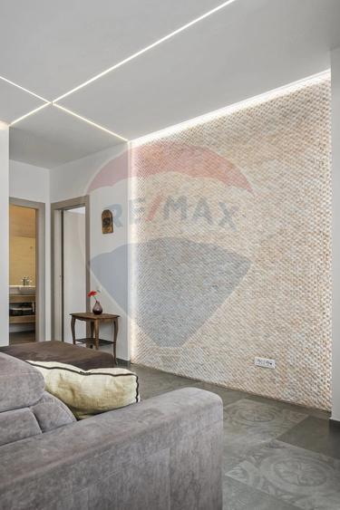 Apartament cu 2 camere semidecomandat în Centrul Civic