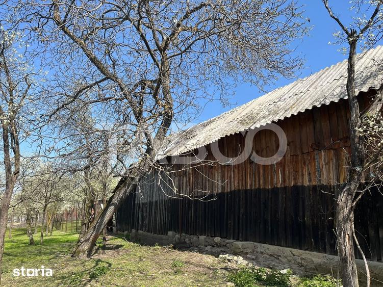Teren de 789 mp, în Poplaca