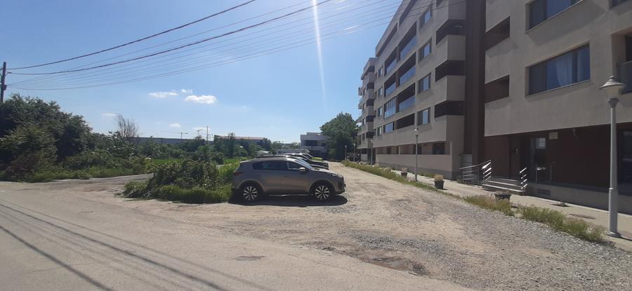 Teren Construcții intravilan de 1004 mp, în Est