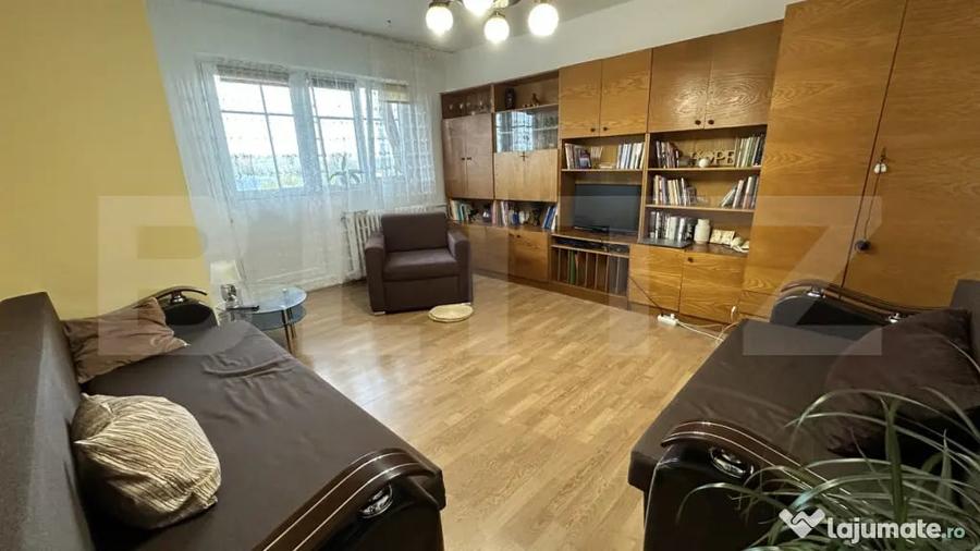 Apartament cu 3 camere decomandat, mobilat în Iosia