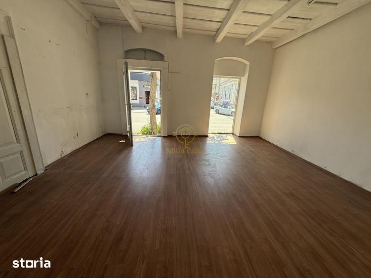 Spațiu comercial, de 55 mp, în Central