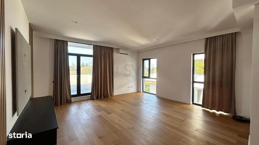 Apartament cu 4 camere în Central