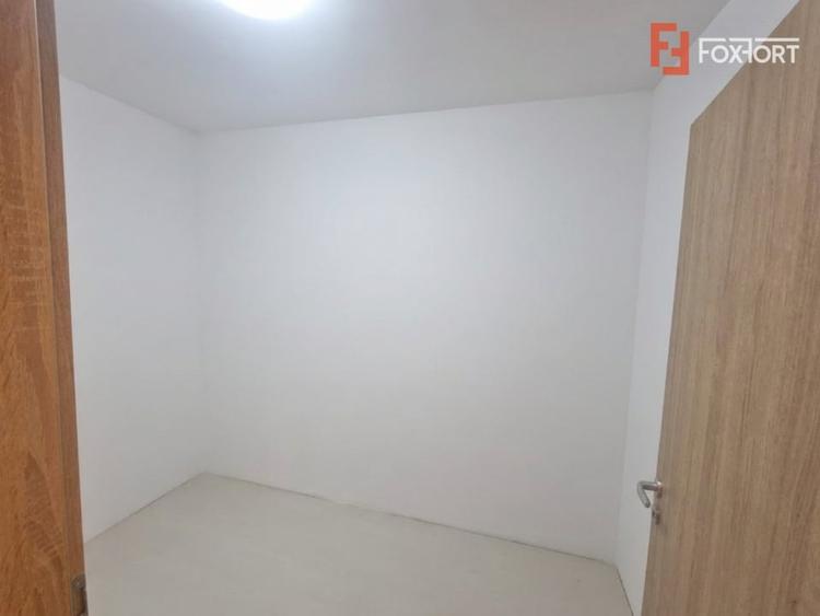 Duplex cu 4 camere cu Canalizare în Moșnița Veche