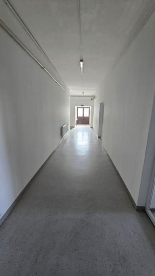 Spațiu comercial, de 200 mp, în Jilava