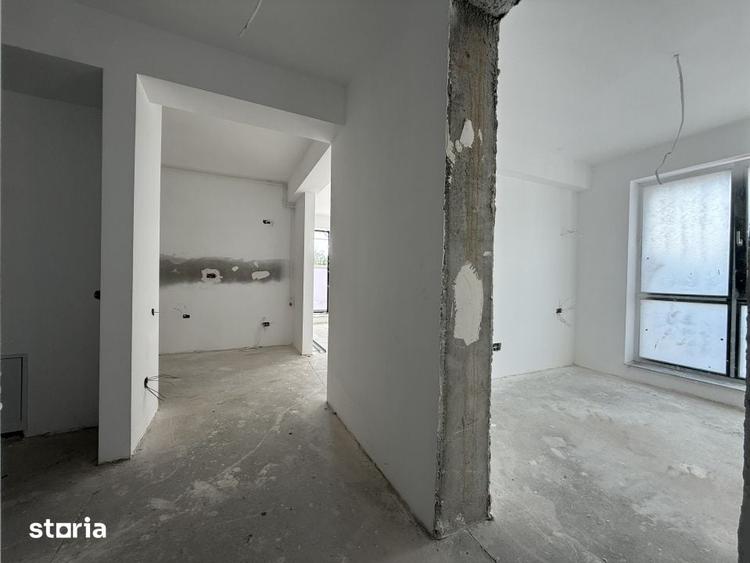 Apartament cu 3 camere decomandat în Ștefan cel Mare