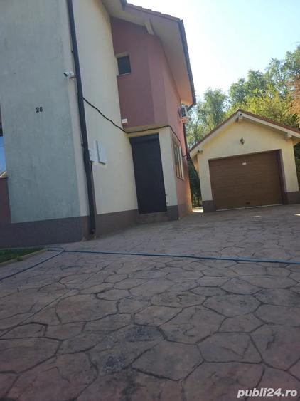 Casă cu 4 camere în Central