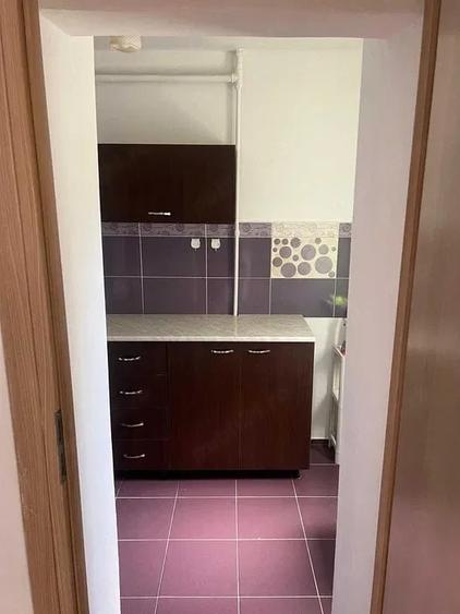 Garsonieră semidecomandată în Colentina