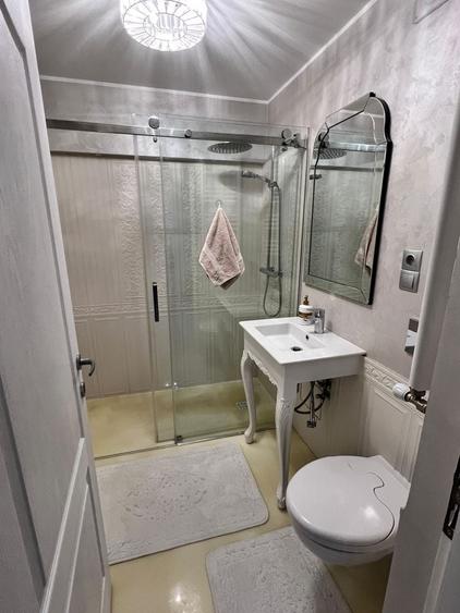Apartament cu 2 camere decomandat în Exterior Vest