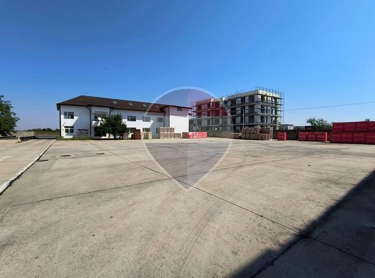 Spațiu industrial, de 1,280 mp, în Central